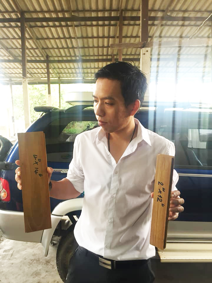 ปาเก้ไม้สัก ขนาด 2 X 12 นิ้ว